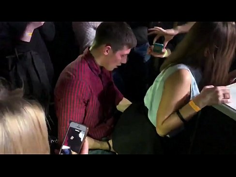 ❤️ Prawdziwy seks w rosyjskim klubie nocnym. 18-letnia rosyjska dziewczyna w odbycie i pochwie fucked w klubie nocnym ️❌ Quality porn at us ﹏